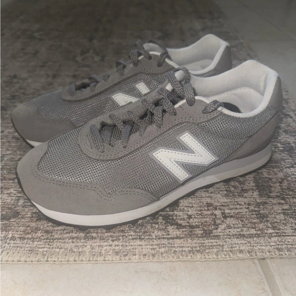 New Balance 515v3 Running Shoes Womens Sz 7.5 Wide Gray Sneakers